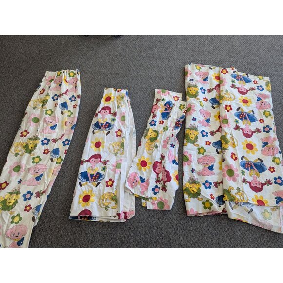 Sears Other - Vintage Sears Raggedy Ann 2 Bedspreads 4 Curtains 2 Valances Twin Set